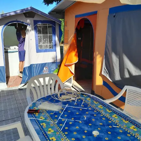Glamping House * 科马基奥